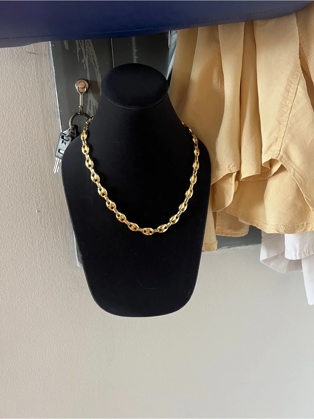 Black Velvet Necklace Display Bust Magnetic